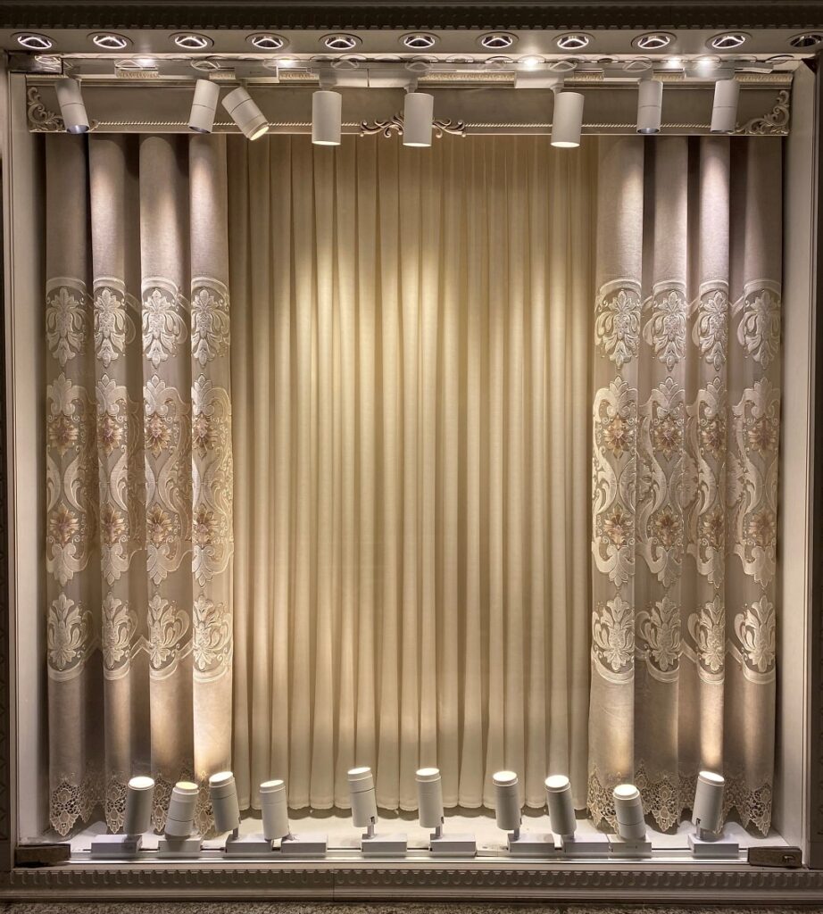 پرده فروشی