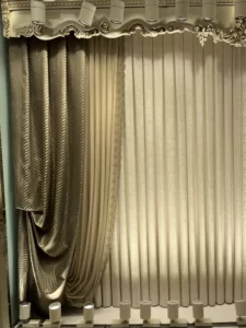 پرده حریر پوست اسبی