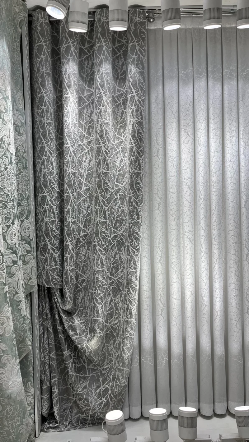 دکور پرده مخمل طرح درختی
