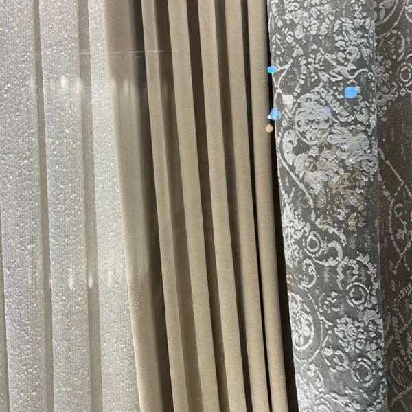خرید پرده کتان افکت دار طرح برفی با دکوری پرده مخمل
