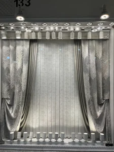 پرده حریر پتینه بدون نیاز به آستر با کنار پرده شانل طرح برگ