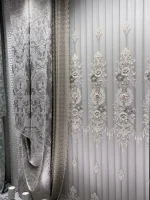 فروش پرده تور فلت گل برجسته دانتل مدل پلیسه با کنار پرده شانل سنگ‌کاری‌شده
