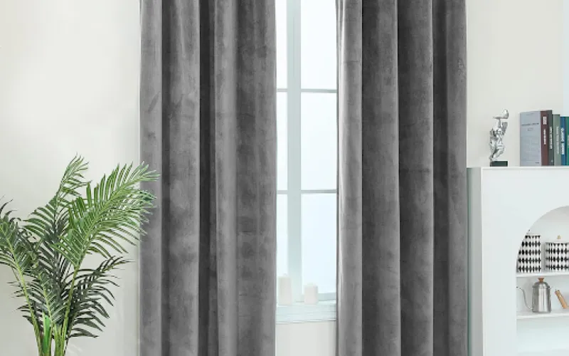 چه عواملی بر قیمت پرده مخمل اتاق خواب موثرند؟