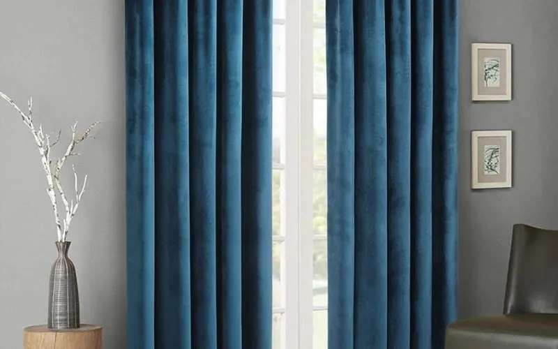 خرید پرده مخمل برای اتاق خواب